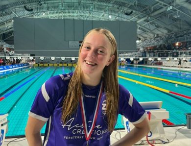 Brons voor Emmelien Smelt op het NJK zwemmen