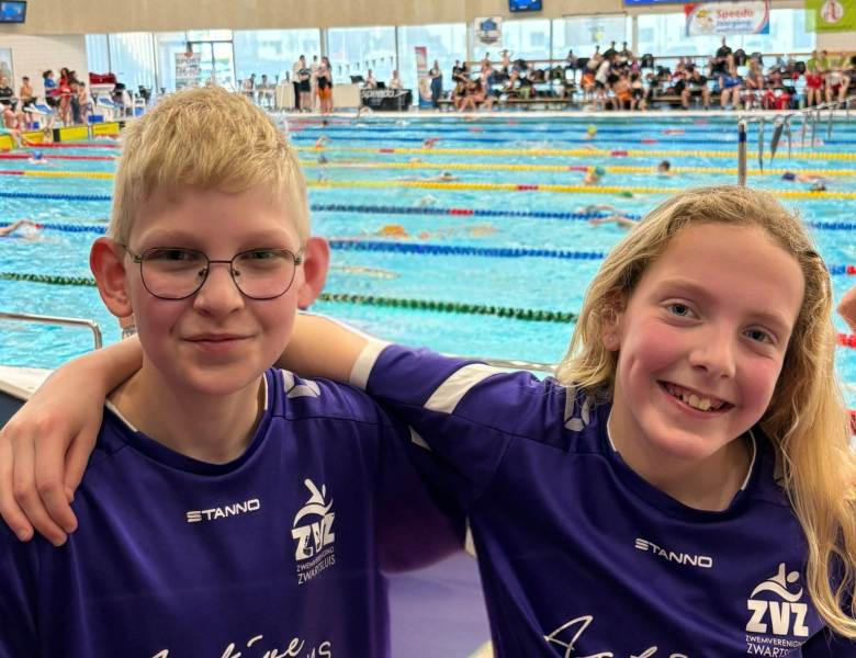 Sterke prestaties en pr’s voor Ryan en Vayèn van ZVZ bij Jaargangwedstrijden in Leiden