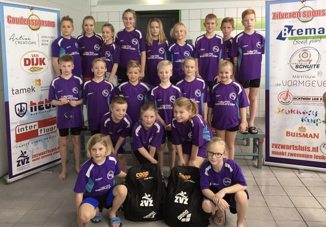 Veel eremetaal voor Swimkickers en Minioren