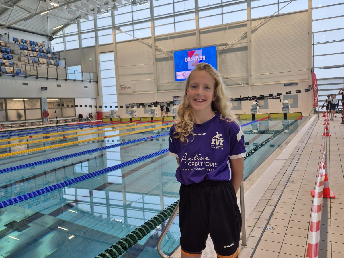 Vayèn Meekhof zwemt persoonlijke records tijdens Speedo Jaargangfinales